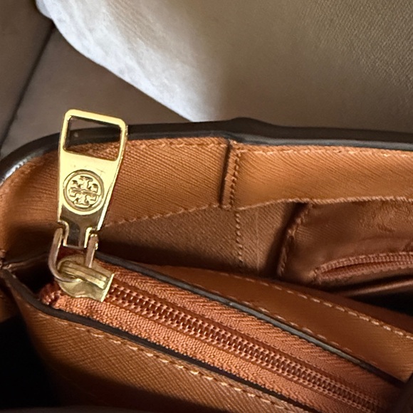 Authentic Tory Burch Camel Leather Tote - Picture 8 of 10